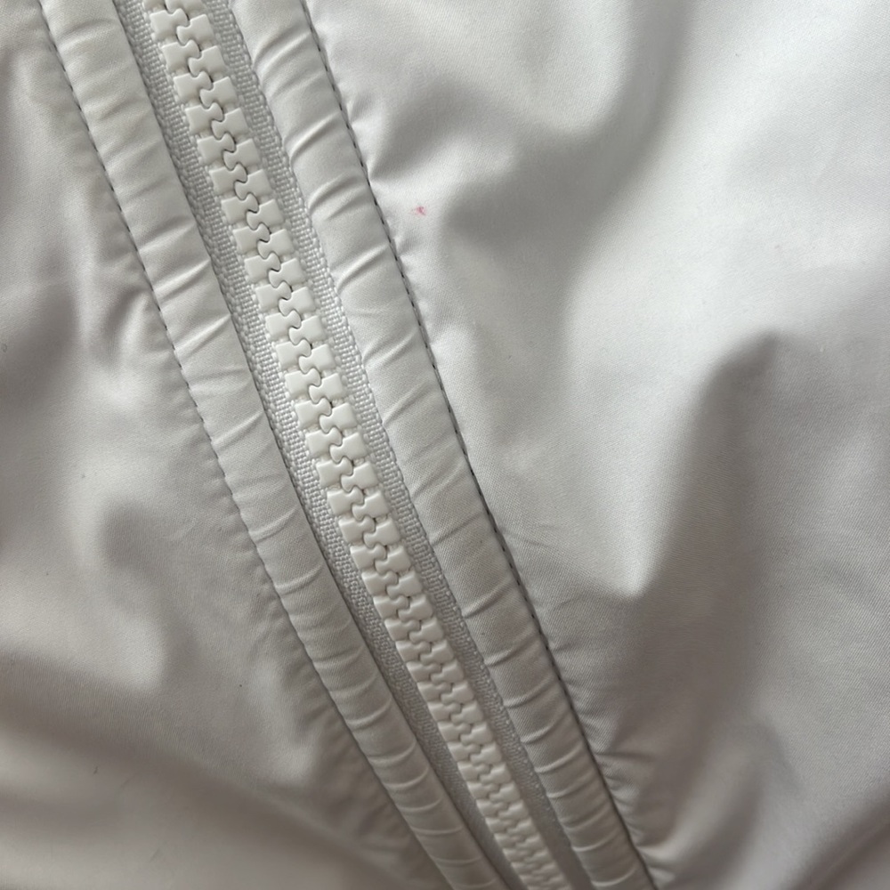 Lululemon Snug Sprinter Jacket - Picture 9 of 10